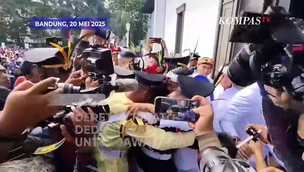 Deretan Pidato Dedi Mulyadi hingga Momen Haru Peluk Siswa Lulus dari Barak Militer - PARASOT