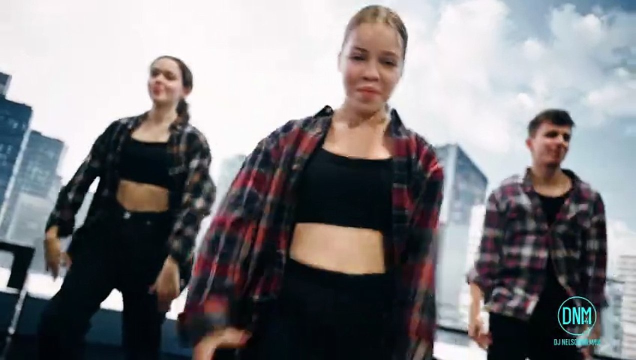 Dj Nelson Muñoz - Vibrate with me