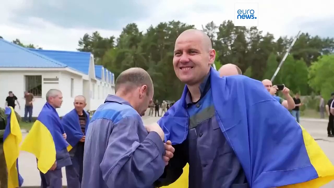 Russia and Ukraine continue prisoner swaps, hundreds freed