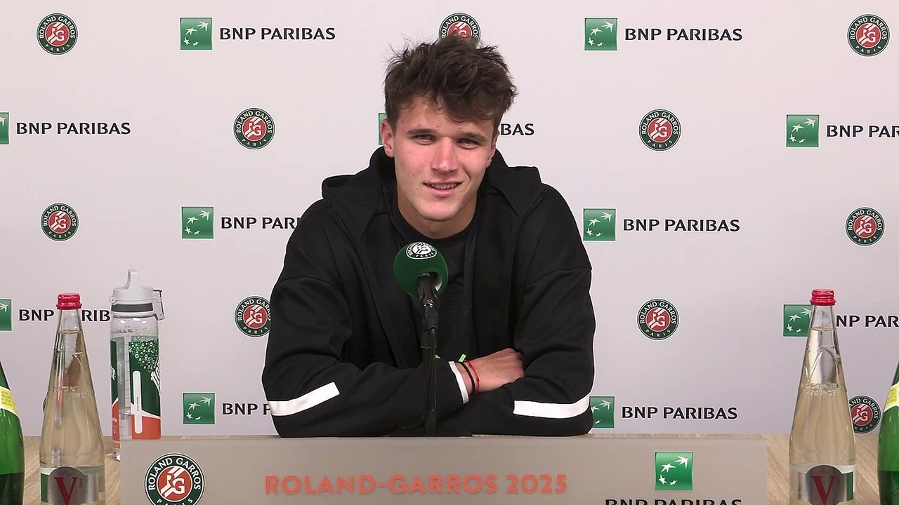 Roland-Garros 2025 - Jakub Mensik a battu Alexandre Müller : "Le public ? Il est allé un peu loin..."