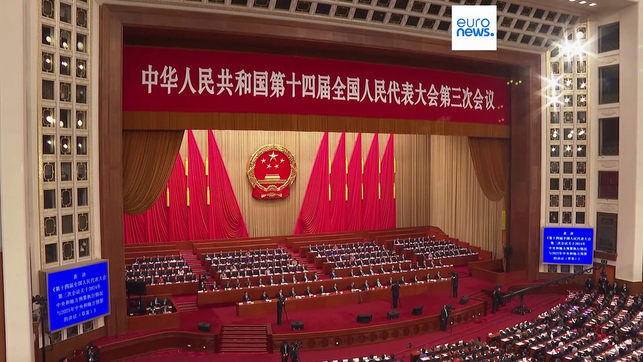 Вашингтон заявил, что будет отзывать визы китайских студентов