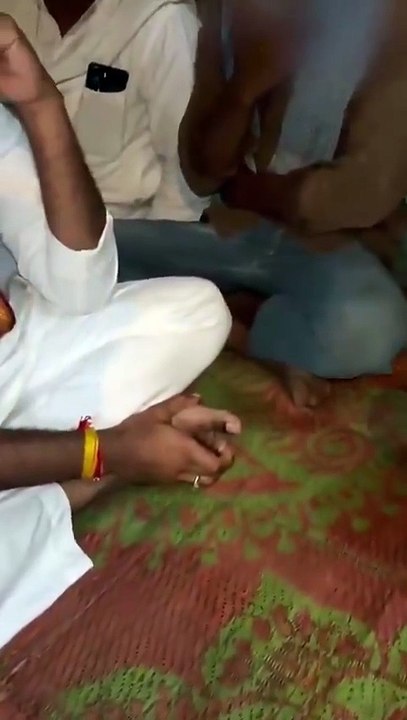 खंडवा गैंगरेप-हत्या कांड: Rahul Gandhi ने पीड़िता के परिवार से की बात