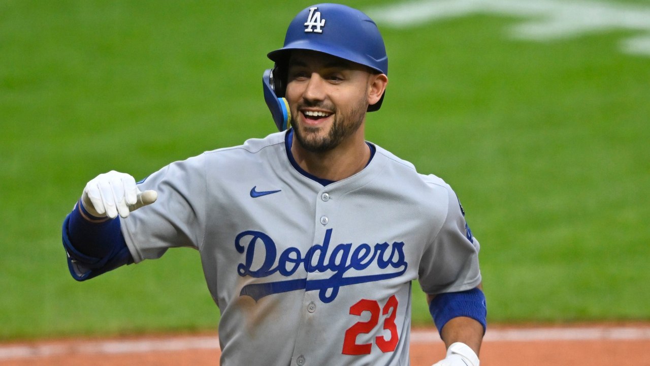 2025 World Series Odds: Dodgers, Yankees in 2-Horse Race?