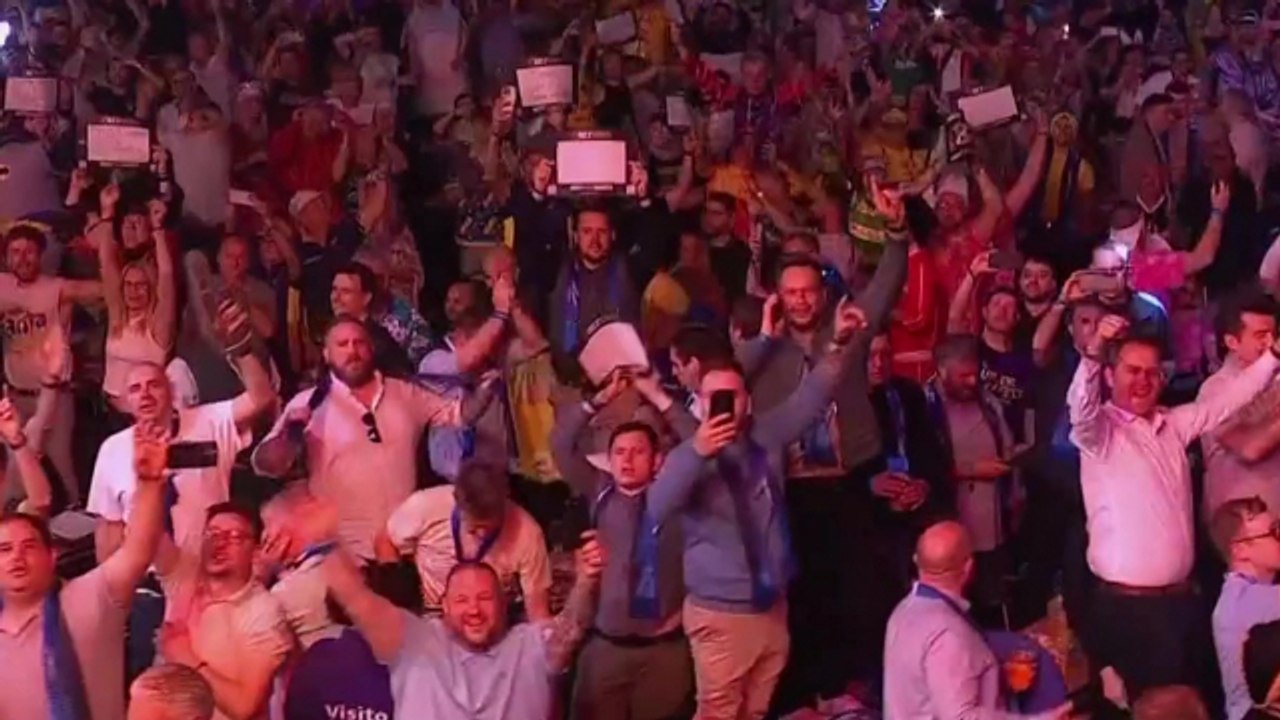 Le replay de Humphries - Aspinall - Fléchettes - Premier League à Londres