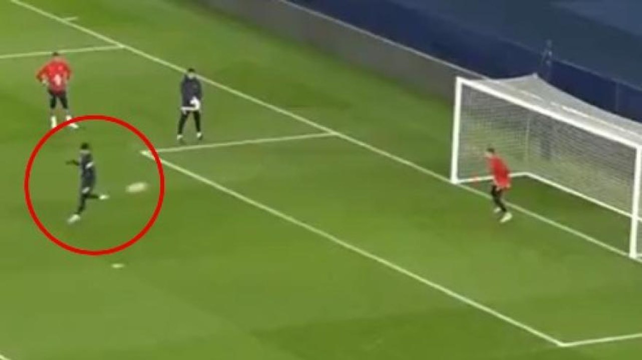 Mbappé, gol assurdo in allenamento! Compagni increduli