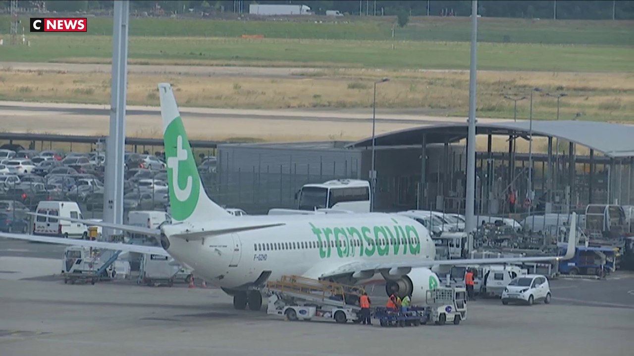 Roissy : des bagagistes impliqués dans un trafic de cocaïne