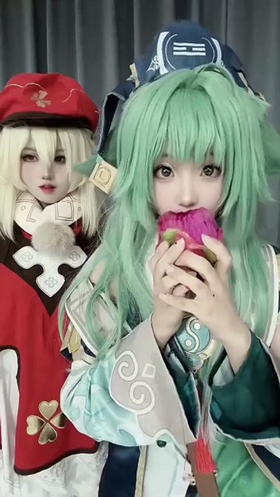 Genshin Impact Cosplay