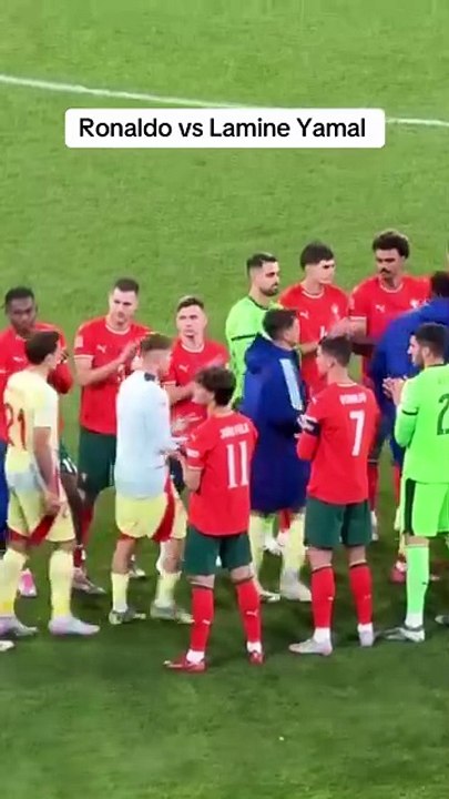 Cristiano Ronaldo e Yamal