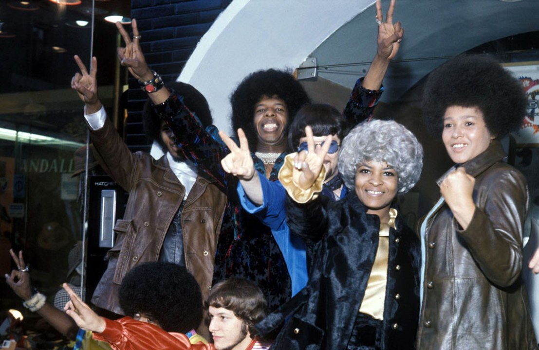 Queen Latifah hails 'genius' Sly Stone