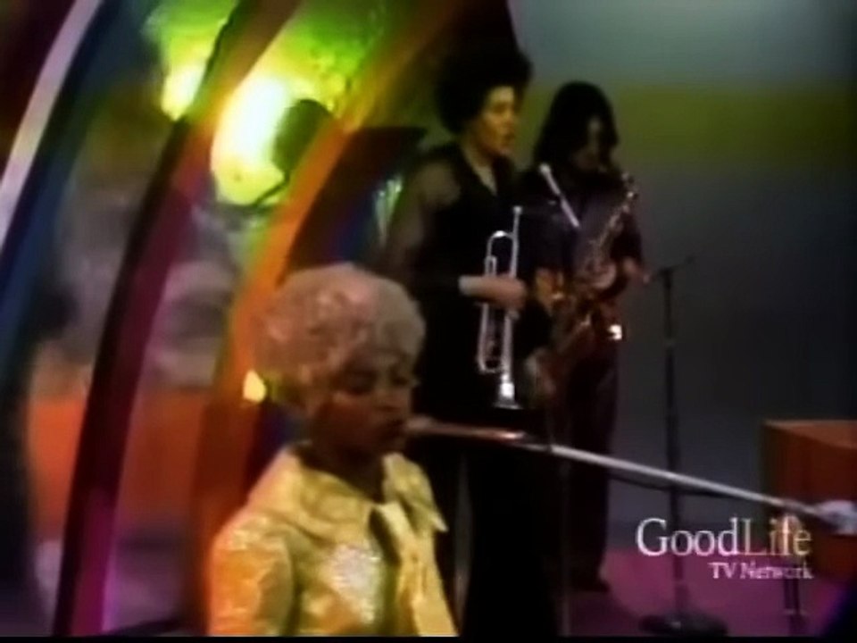 Sly & The Family Stone - "Everyday People"