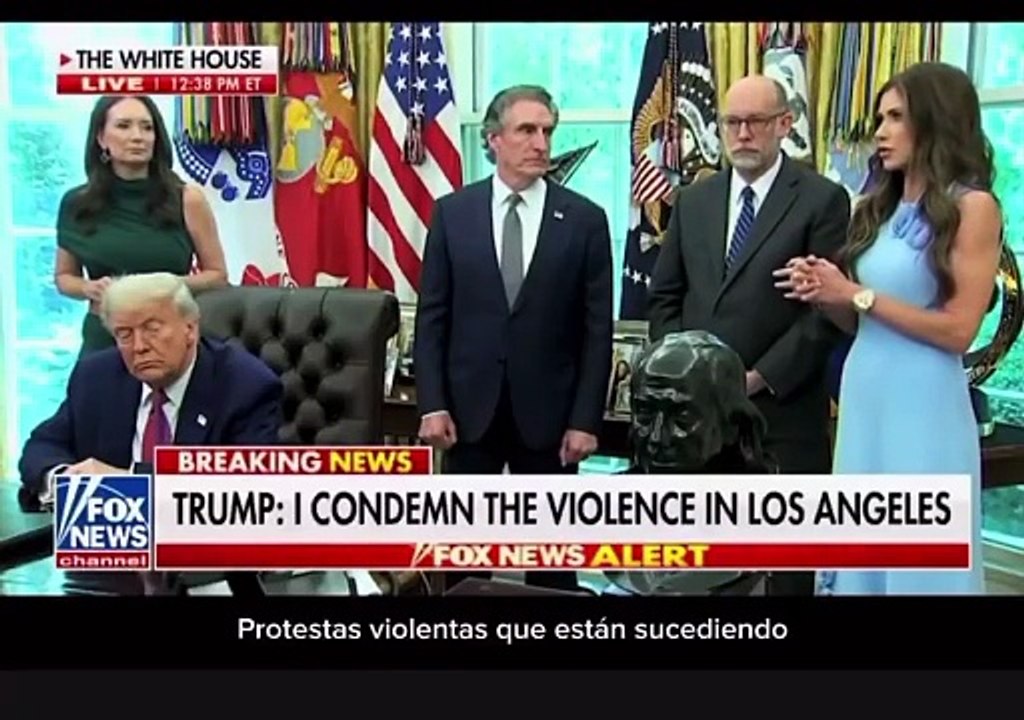 Kristi Noem acusa a Sheinbaum de "alentar" protestas