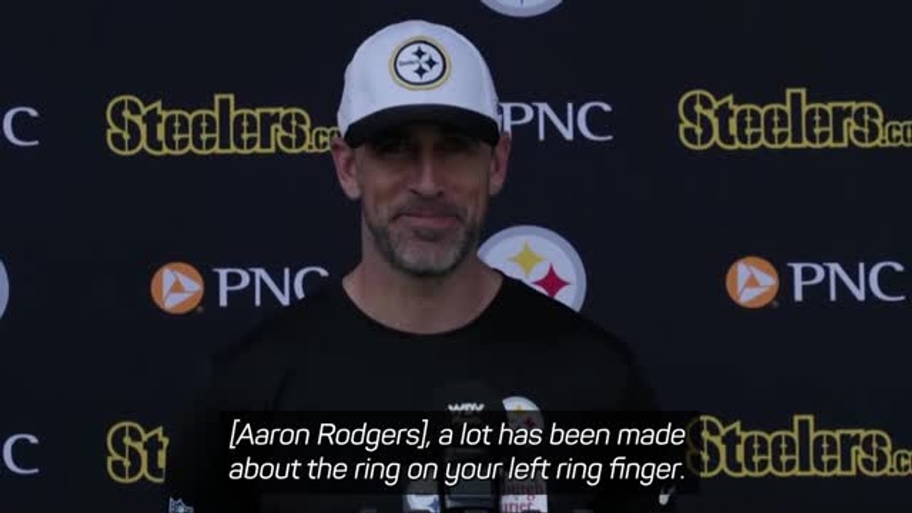 Aaron Rodgers reveals secret wedding