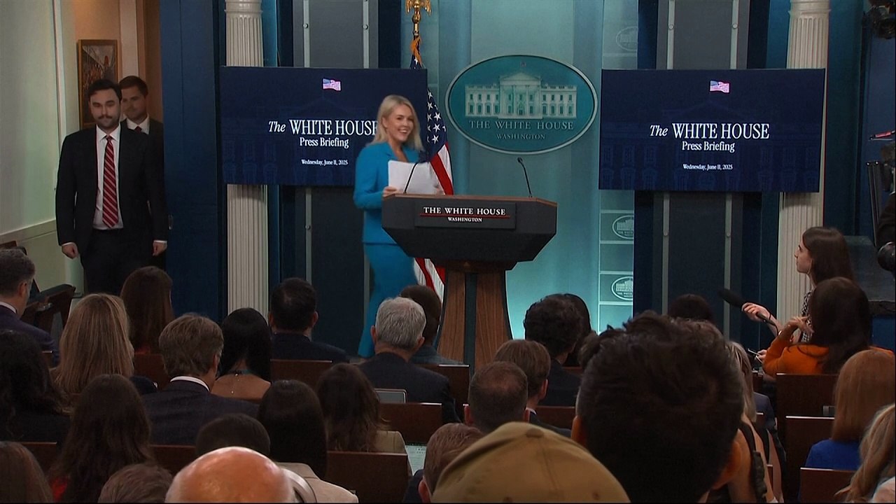 White House continues criticism of Democratic leaders over LA protests