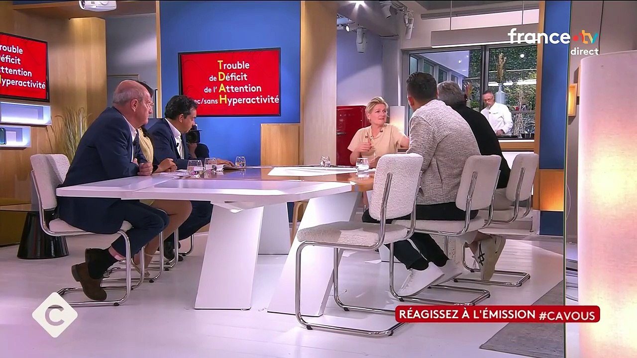 Michel Cymes Brille dans 'C à Vous' – Découvrez ses Dernières Actualités ✨