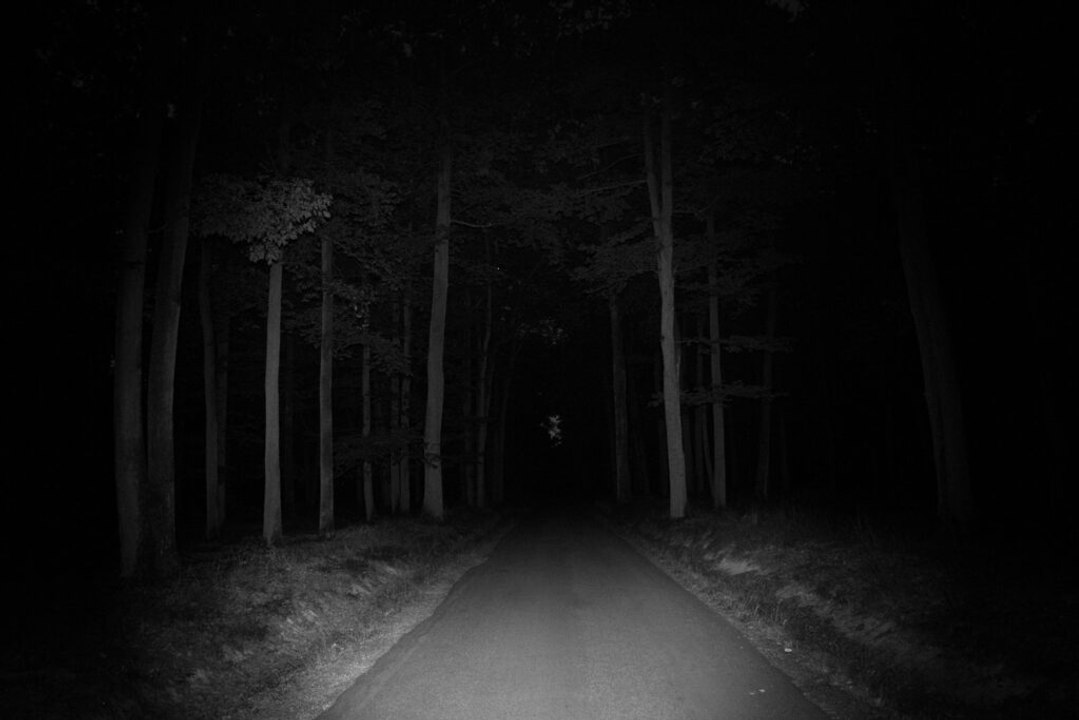 Une nuit horrible après un tournage…