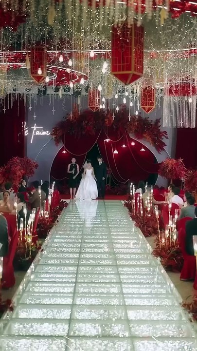 THE BOSS'S SWEET WIFE.