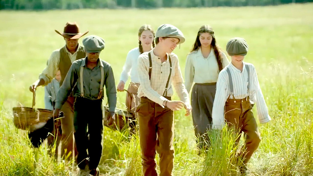 Chip & Joanna’s Wildest Show Yet? Watch the Back to the Frontier Trailer Now