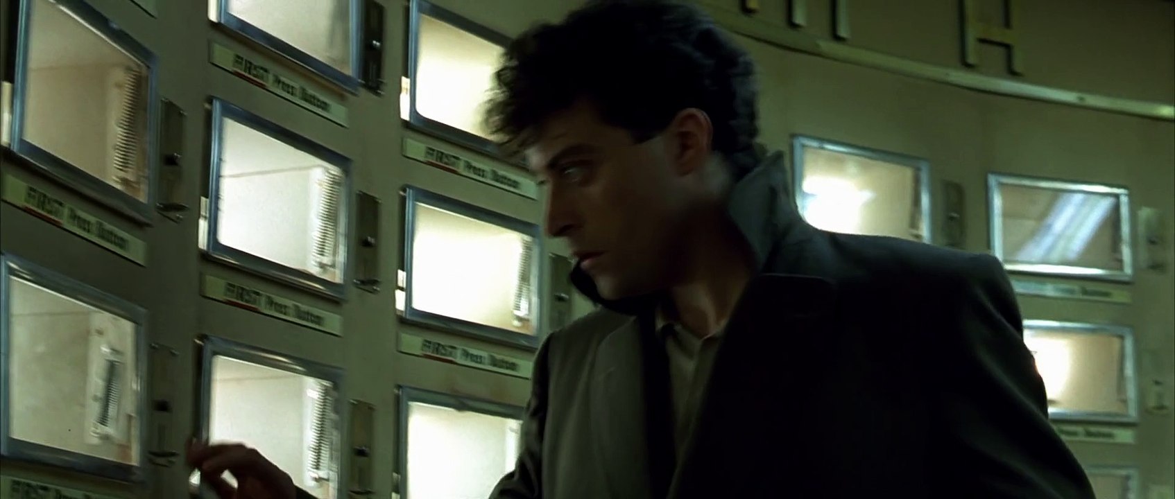 Dark City (1998) Si-Fi Thriller Full Movie HD