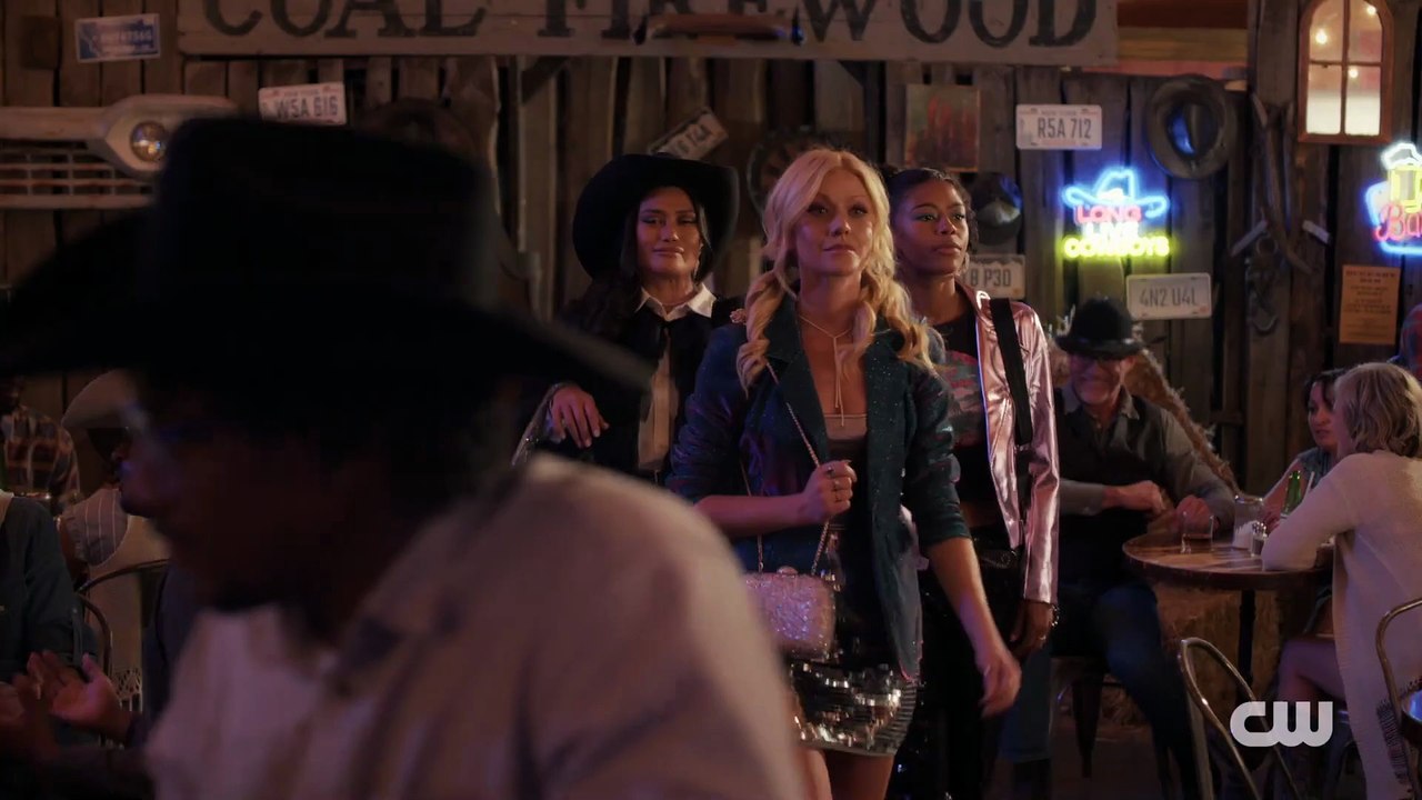 Montana Mavericks Trailer