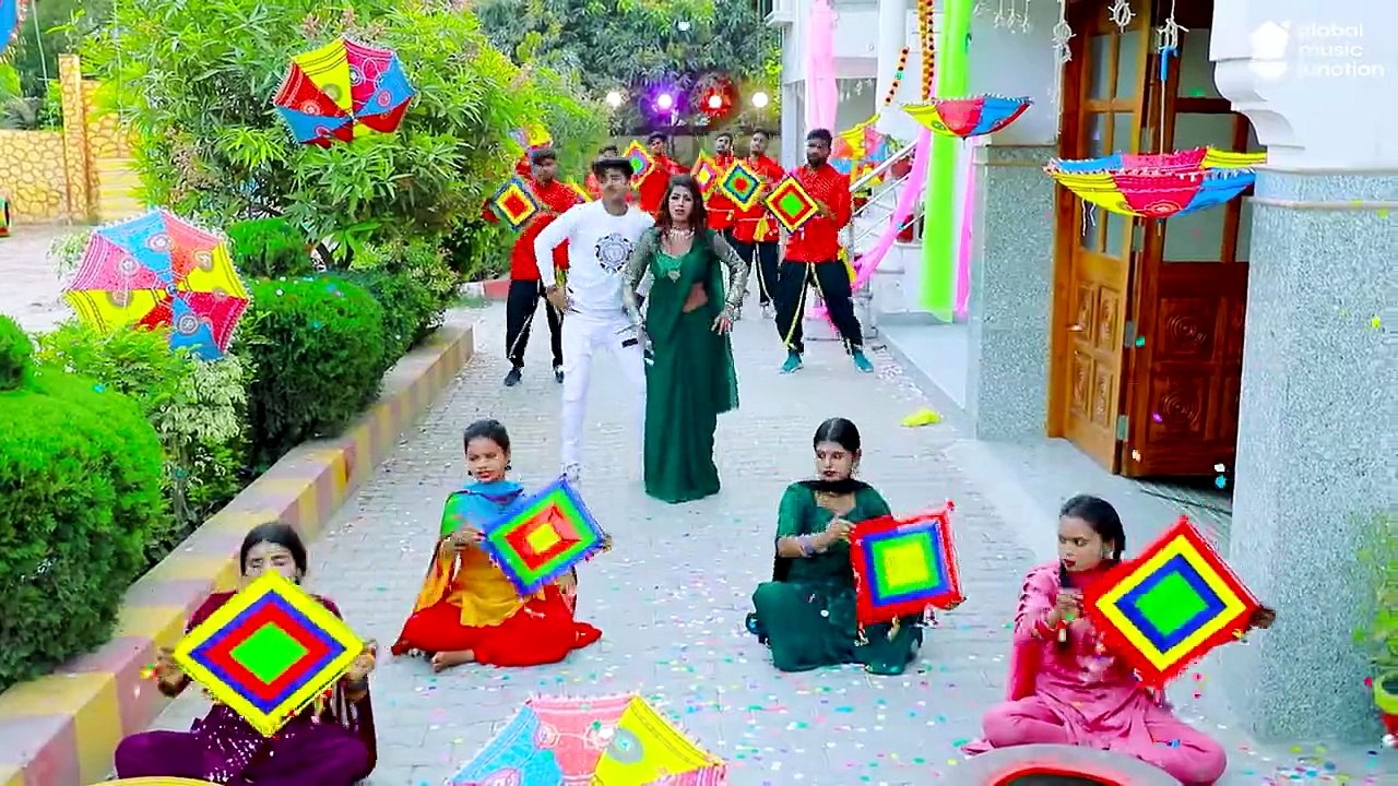 #Video _ चूल्ही में झोंक दी _ #Shivani Singh _ Parul Yadav _ Chulhi Mein Jhok Di _ New Bhojpuri Song