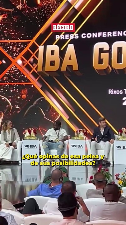 Tyson Fury en conferencia