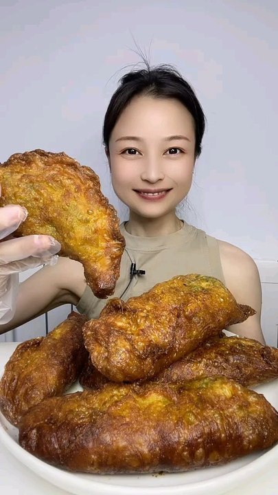 ASMR SPICY FOOD EATING CHALLENGE | EXTREME CRUNCHY NOISES + CHILI HEAT 🔥