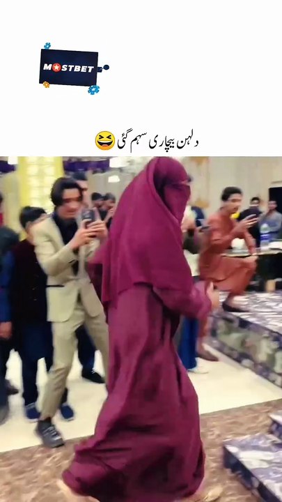 Hilarious Moments with Your Best Friend at a Wedding 😅