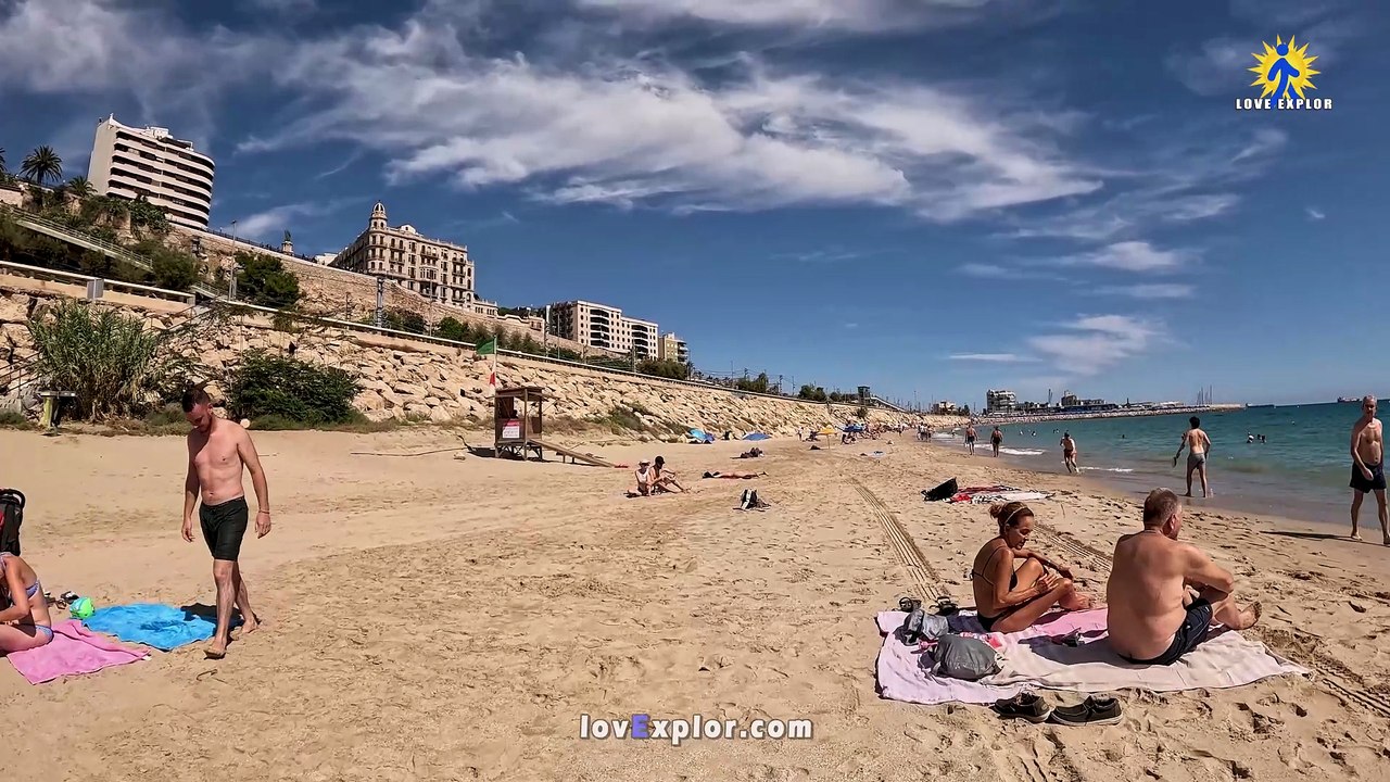 Walking beach tour | 4K Tour 🇪🇸