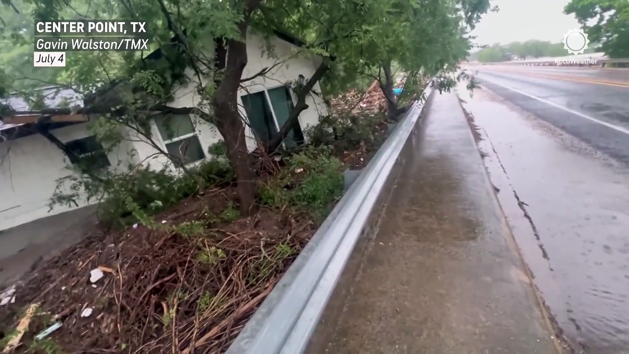 House washes away in deadly Texas flooding
