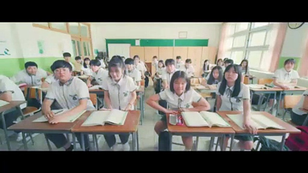 Our Unwritten Seoul S01E01