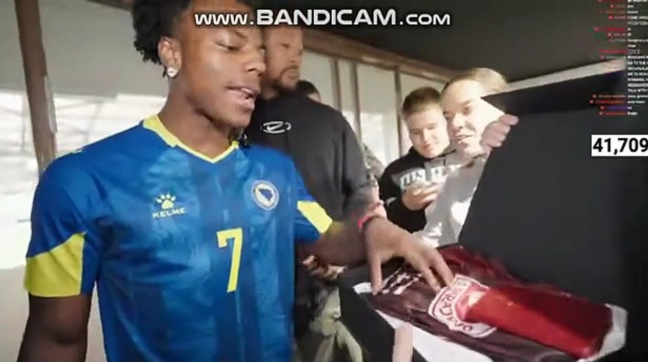 IShowSpeed na stadionu Koševo