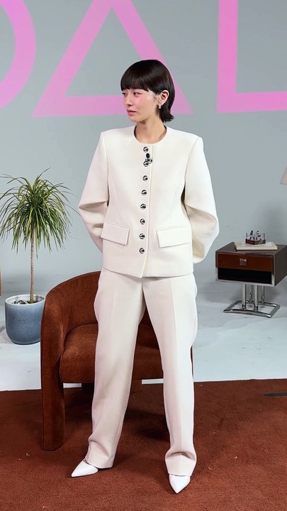 Turns out they’re friends off camera.