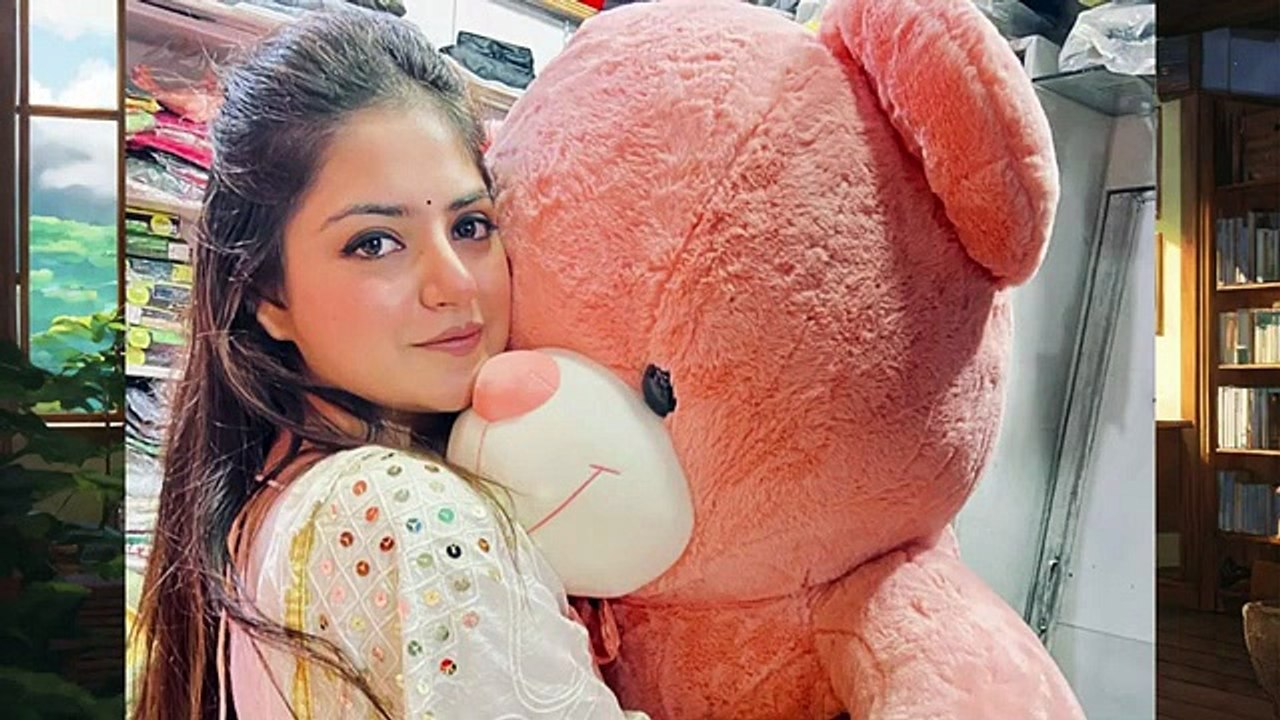 Why Shreya Tyagi Left Bold Industry | Shreya Tyagi Top Uncut Webseries Names | Ullu