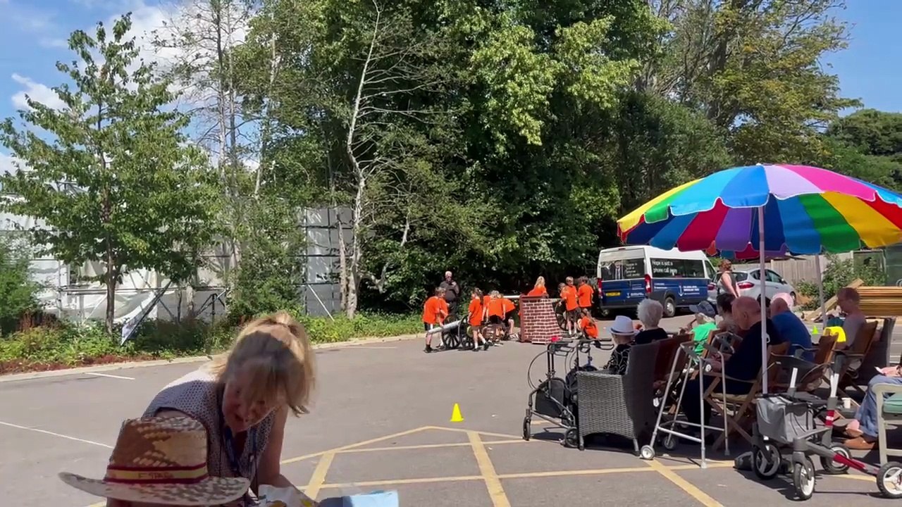 Admiral Jellicoe House - junior field gun exhibition