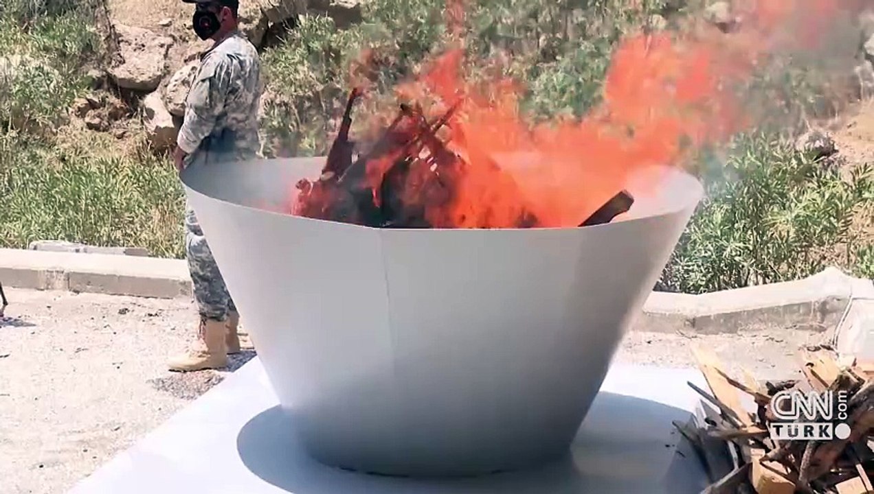 PKK silah bıraktı, dünya basınında geniş yankı uyandı! "40 yıllık sorun bitiyor"