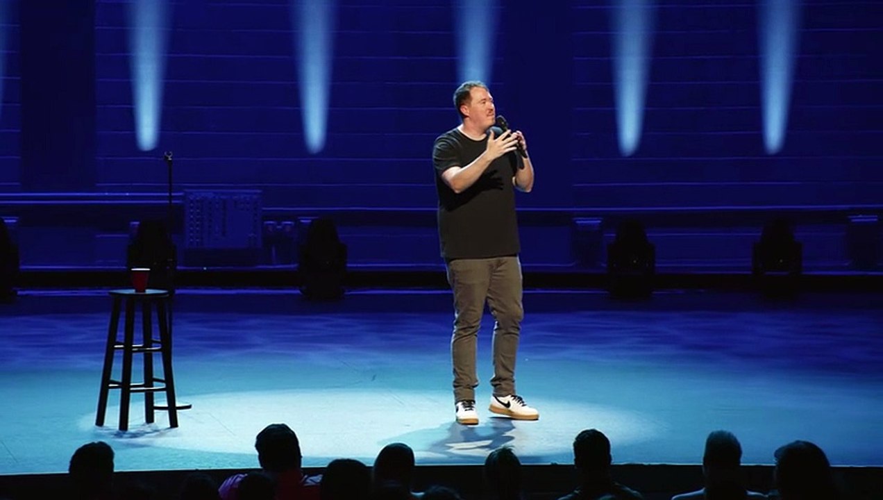 Shane Gillis - Beautiful Dogs (23)