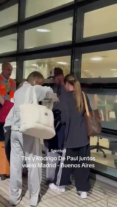 }Que le pasa? Preocupación por la salud de Momi Giardina: nuevamente abandonó el vivo