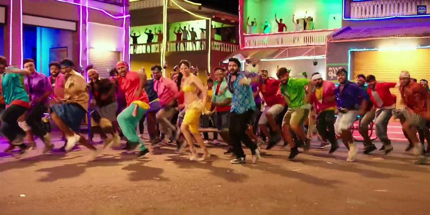 KURBAAN 💃 New Hindi Hot Item Song _ Hindi Hot Dance _ Hot Bollywood Hindi  Song 2025 4K(1080P_HD)