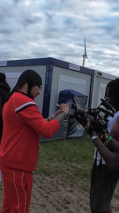 Derrière les Coulisses du Dour Festival avec Freeze Corleone, SDM, Hamza, Ziak, JRK19