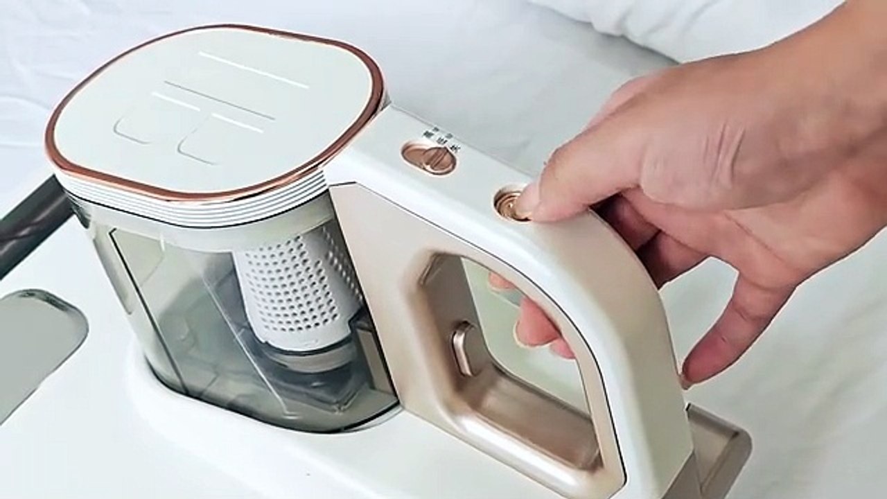 Revolutionize Your Home Cleaning with the 5-in-1 Mattress Vacuum – UV Light, 100°C Drying & Powerful Suction!