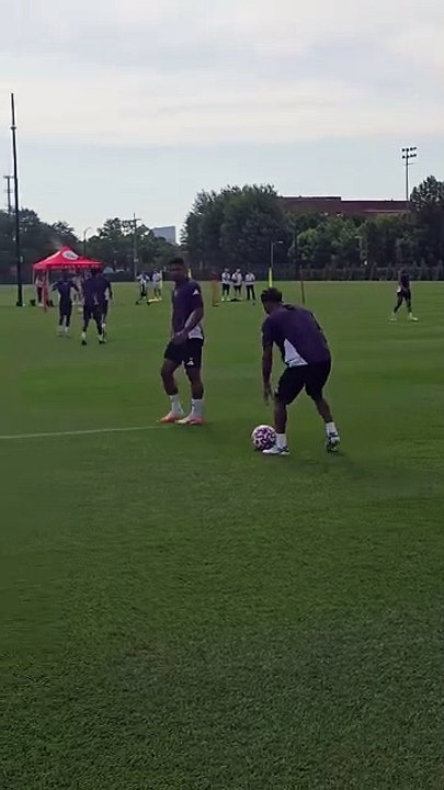 Diego Léon contra Amad Diallo