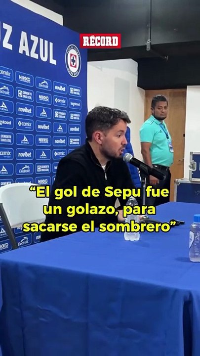 PARA COLGARLO EN EL LOUVRE 🖼️😍 Larcamón se rinde ante el golazo de Sepúlveda.