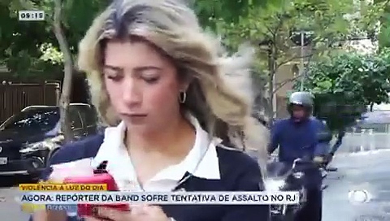 RioRepórter da Band sofre tentativa de furto ao vivo em Botafogo