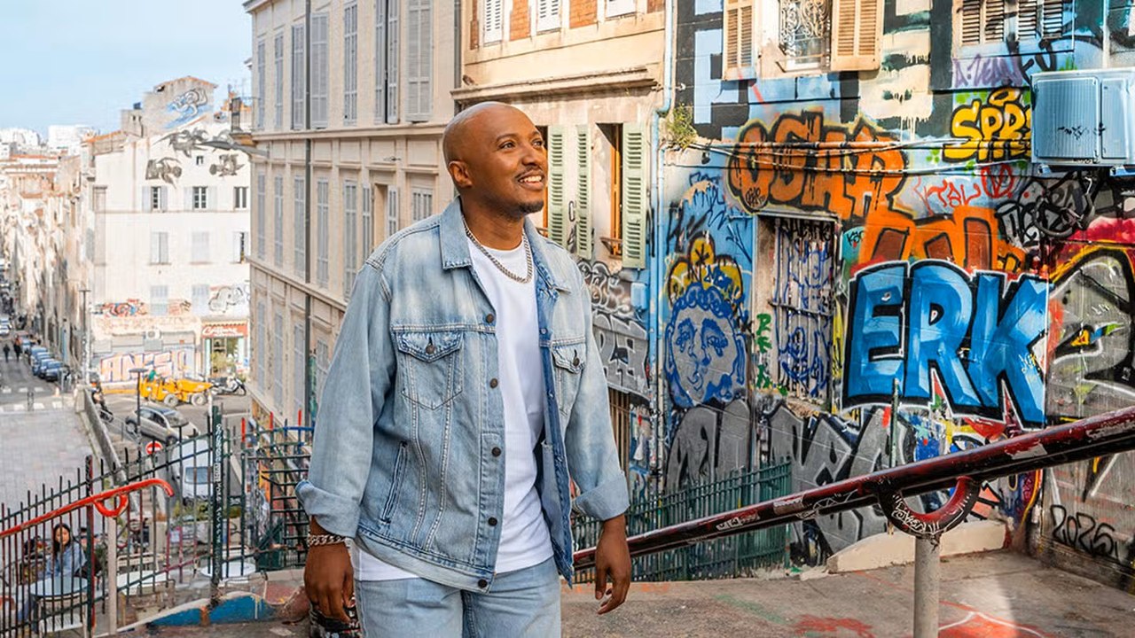 Soprano en guide touristique de Marseille