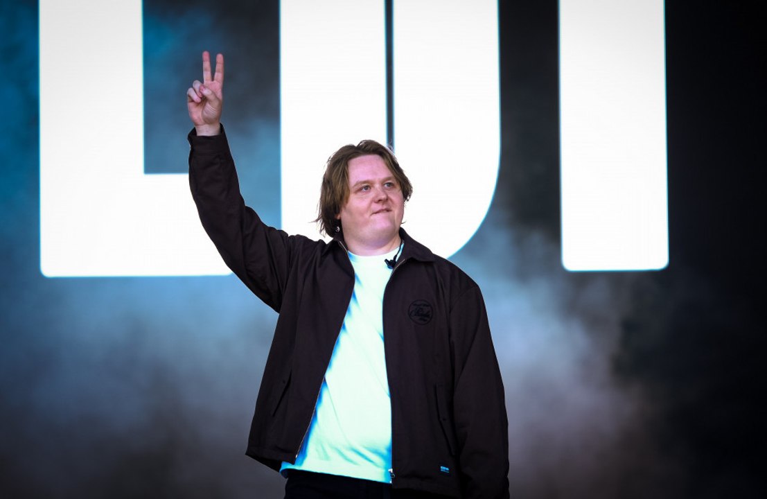 Lewis Capaldi hört Eminem zum Einschlafen
