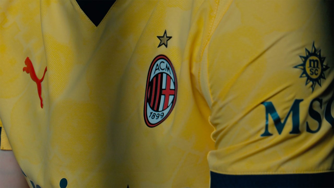 Behind The Scenes: Third Kit 25/26