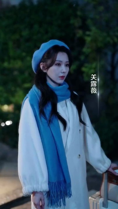 Waiting for a Farewell Snow in the Capital