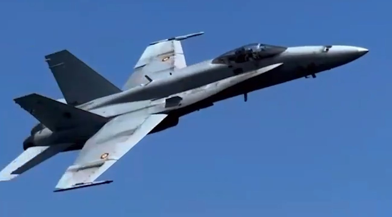 🛩️💥 TOO CLOSE TO THE SEA?