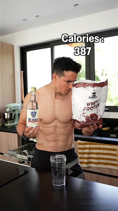 Vodka VS Whey protein ! 😅