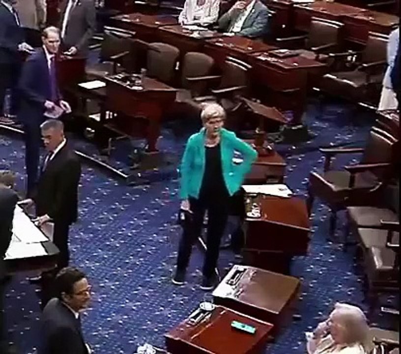 Elizabeth Warren cai